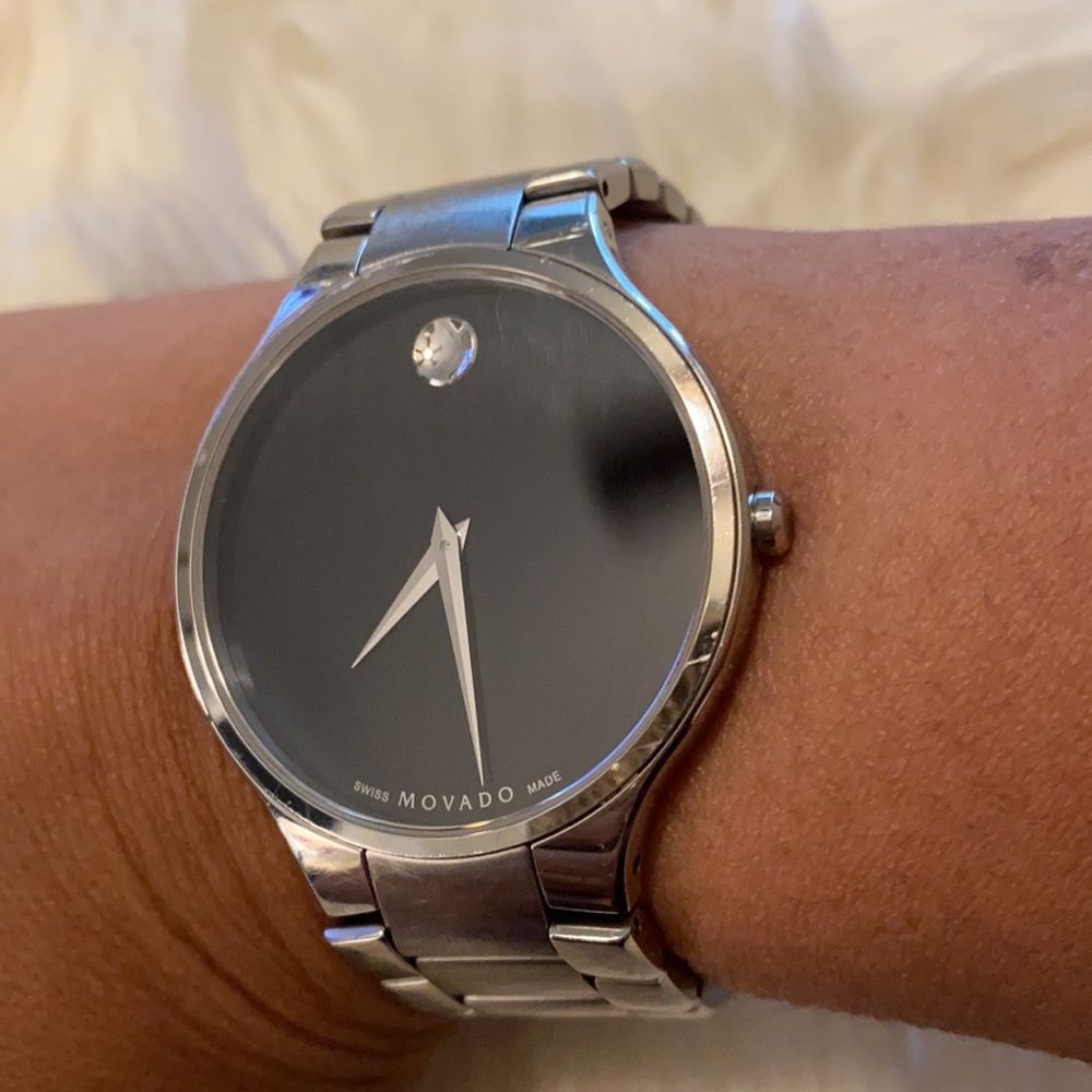 Beautiful Movado Sliver watch!!! - Picture 2 of 3